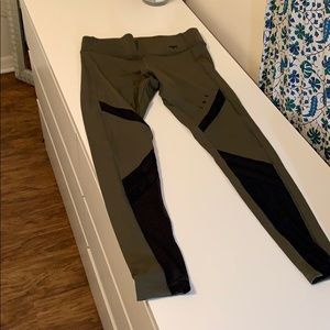 Pink Victoria’s Secret leggings